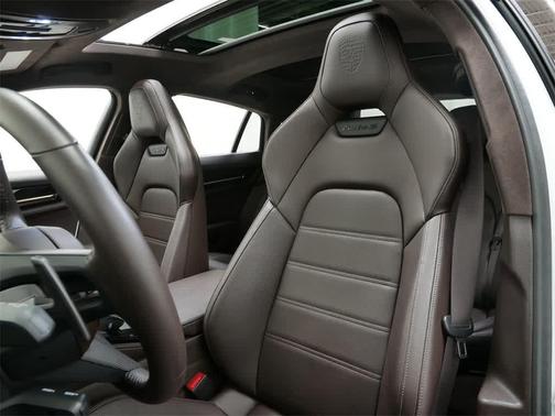 2025 Porsche Panamera Turbo S