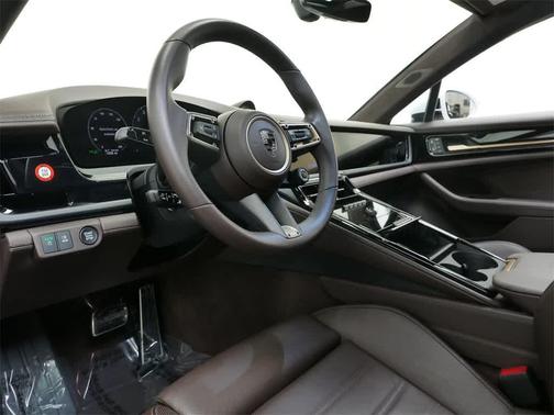 2025 Porsche Panamera Turbo S