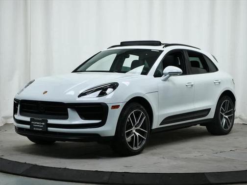 2024 Porsche Macan Base