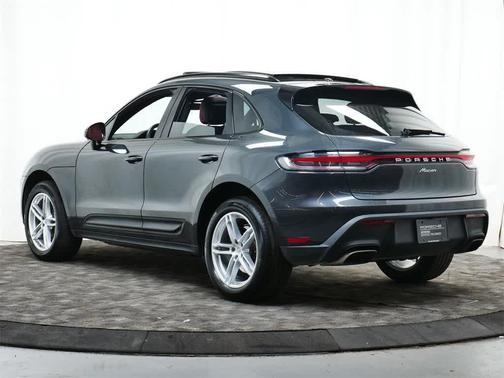 2023 Porsche Macan T