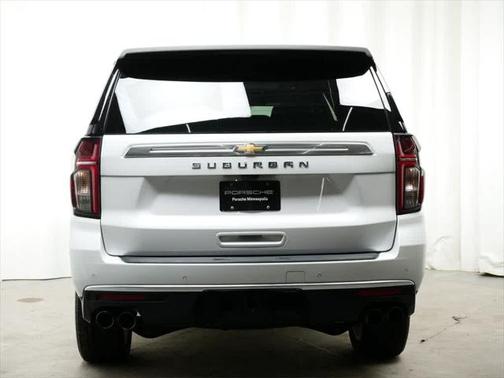 2021 Chevrolet Suburban 4WD High Country