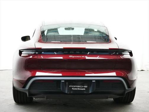 2022 Porsche Taycan 4S
