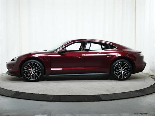 2022 Porsche Taycan 4S