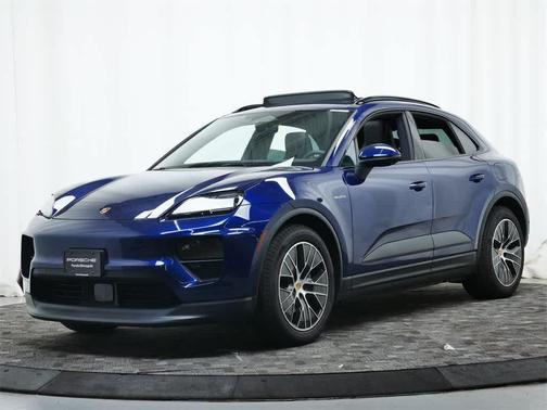 2025 Porsche Macan 4