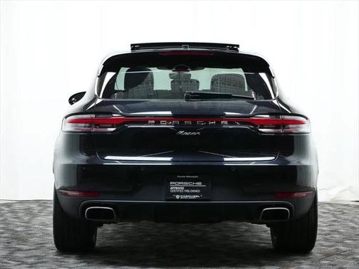 2021 Porsche Macan Base