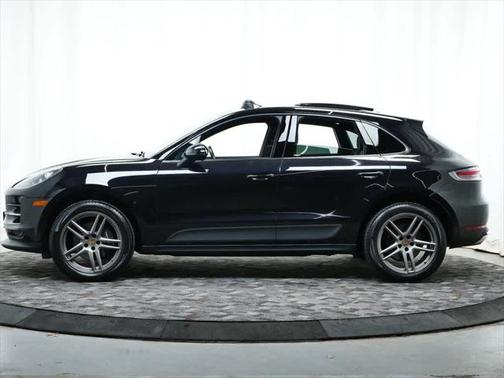 2021 Porsche Macan Base
