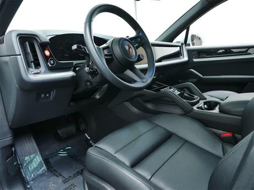 2025 Porsche Cayenne Cayenne