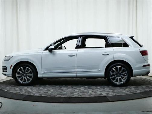 2019 Audi Q7 45 Premium Plus