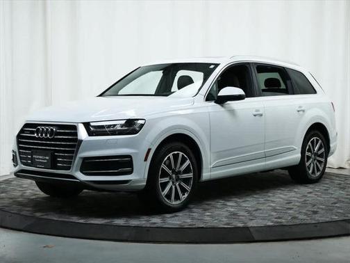 2019 Audi Q7 45 Premium Plus