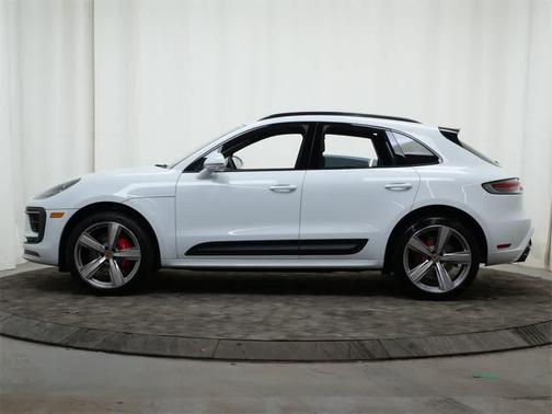 2026 Porsche Macan S
