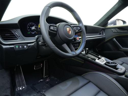 2026 Porsche 911 Carrera GTS