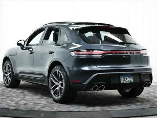 2024 Porsche Macan Base