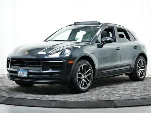2024 Porsche Macan Base