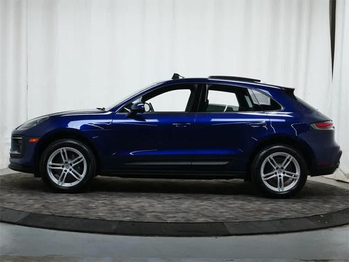 2024 Porsche Macan AWD