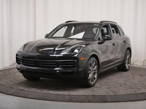 2023 Porsche Cayenne Platinum Edition