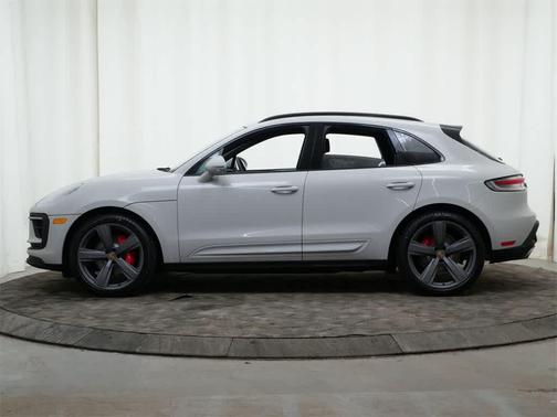 2026 Porsche Macan S