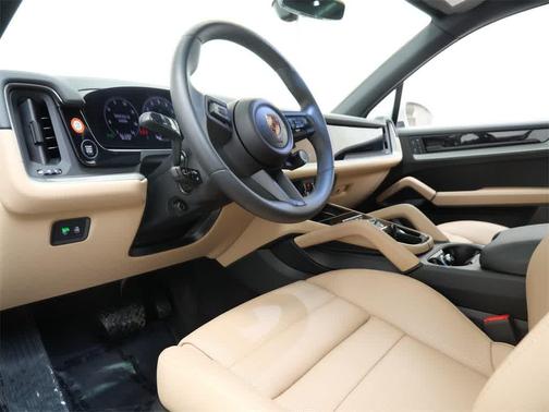2025 Porsche Cayenne Cayenne