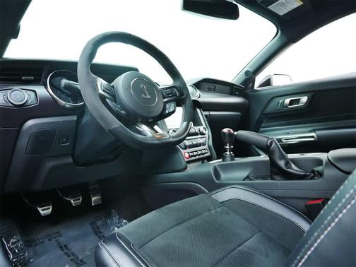2016 Ford Shelby GT350 Base