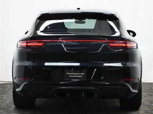 2022 Porsche Cayenne GTS