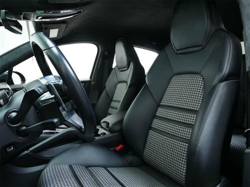 2022 Porsche Cayenne GTS