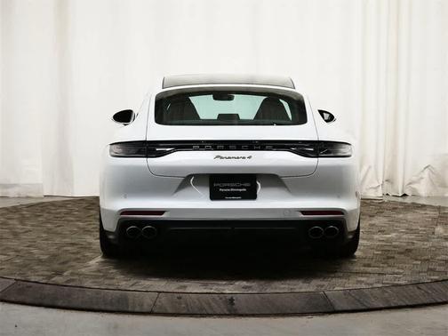 2023 Porsche Panamera AWD