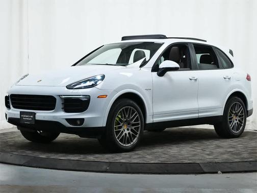2017 Porsche Cayenne Cayenne S E-Hybrid Platinum Edition