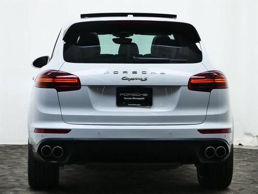 2017 Porsche Cayenne Cayenne S E-Hybrid Platinum Edition