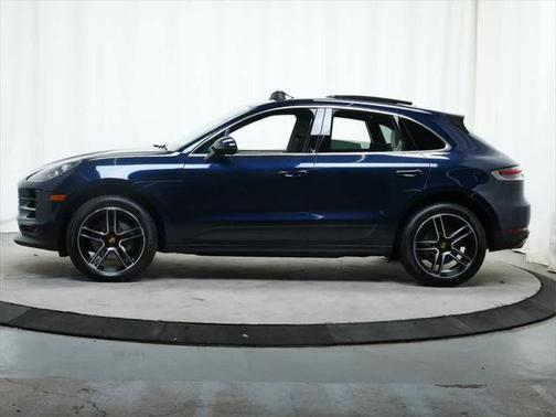 2021 Porsche Macan Base