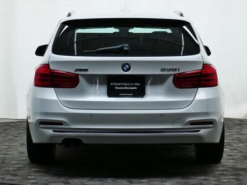 2018 BMW 330 xDrive