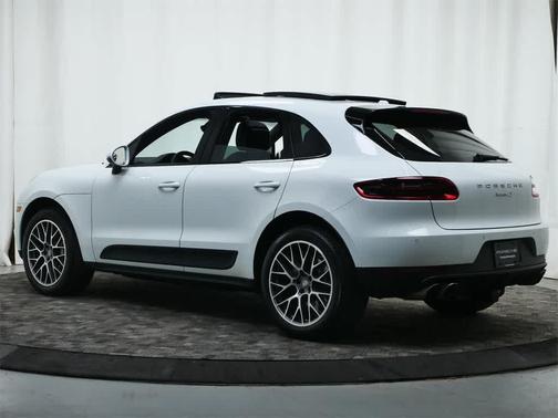 2016 Porsche Macan S