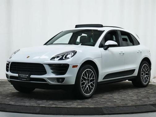 2016 Porsche Macan S