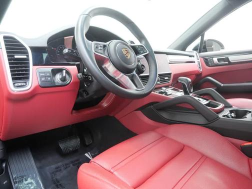 Black 2023 Porsche Cayenne Platinum Edition