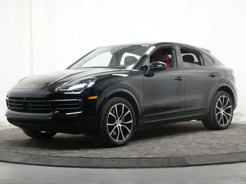 Black 2023 Porsche Cayenne Platinum Edition