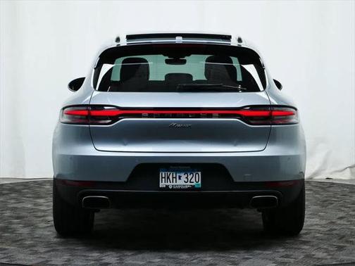 2021 Porsche Macan Base