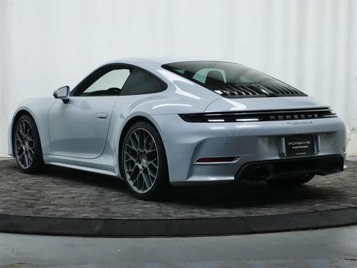 2025 Porsche 911 Carrera S