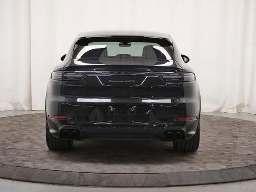2023 Porsche Cayenne GTS
