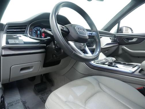 2021 Audi Q7 55 Premium Plus