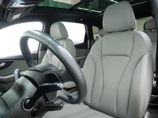 Samurai Gray Metallic 2021 Audi Q7 55 Premium Plus