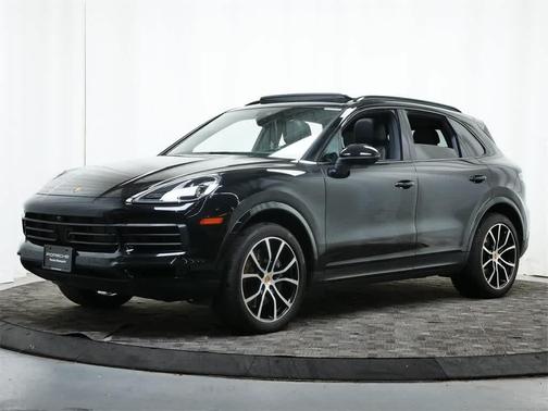 2023 Porsche Cayenne Platinum Edition