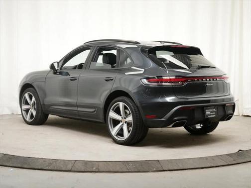 2024 Porsche Macan Base