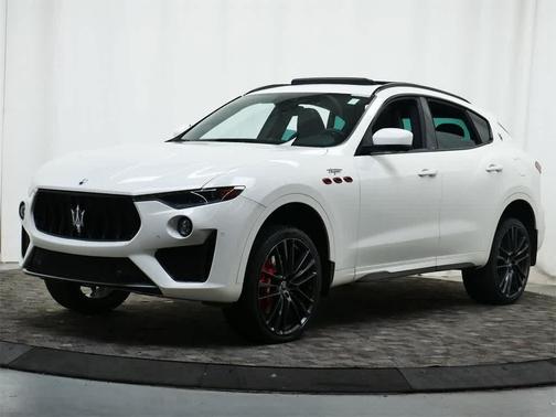 2022 Maserati Levante Trofeo