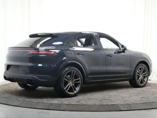 2022 Porsche Cayenne S