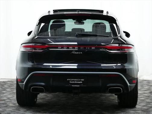 2024 Porsche Macan Base