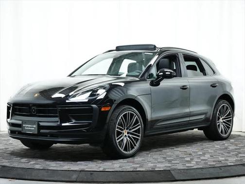 2024 Porsche Macan Base