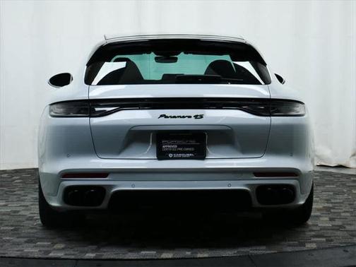 2022 Porsche Panamera E-Hybrid Sport Turismo 4S