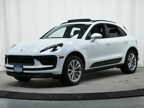 2024 Porsche Macan Base