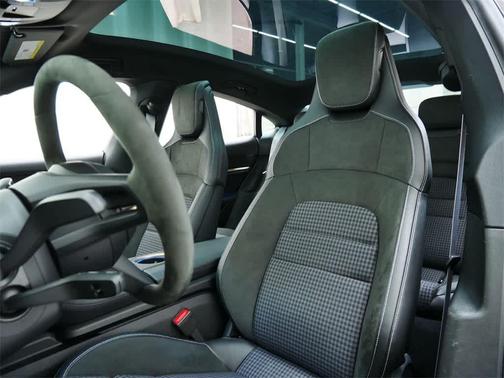 2025 Porsche Taycan 4S