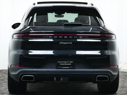 2024 Porsche Cayenne AWD