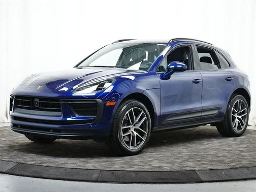 2024 Porsche Macan AWD