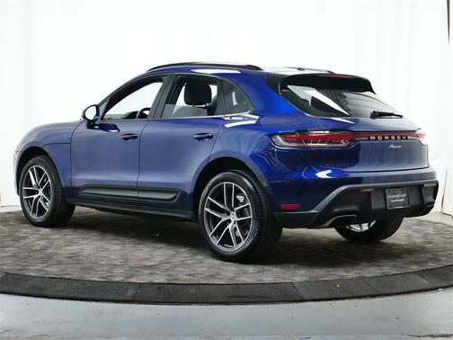 2024 Porsche Macan AWD